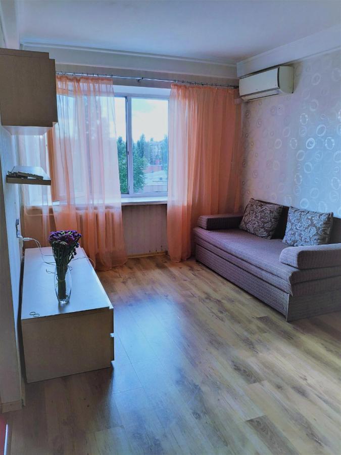 קייב Cozy One Bedroom Apartment מראה חיצוני תמונה