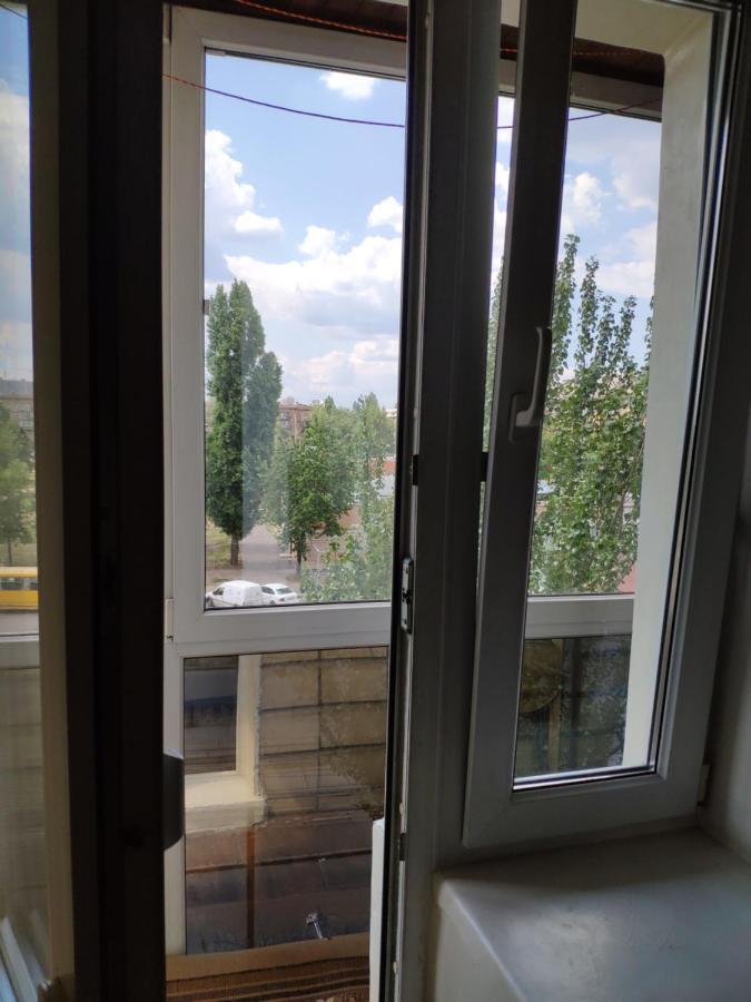 קייב Cozy One Bedroom Apartment מראה חיצוני תמונה